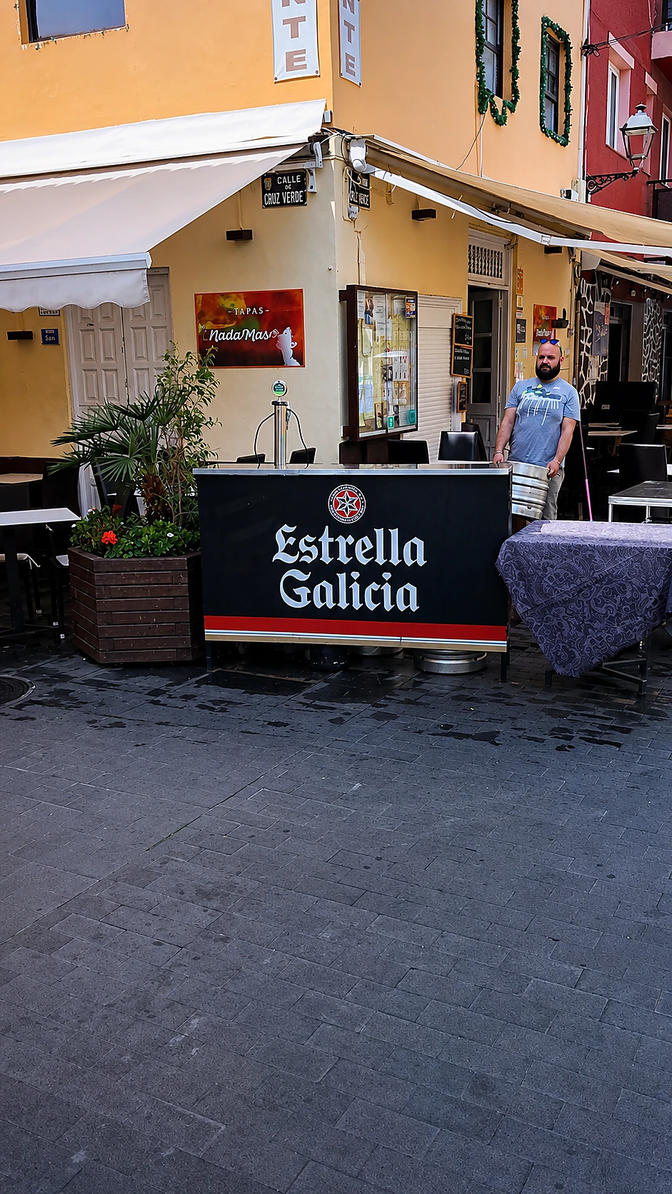 Barra profesional instalada en una terraza