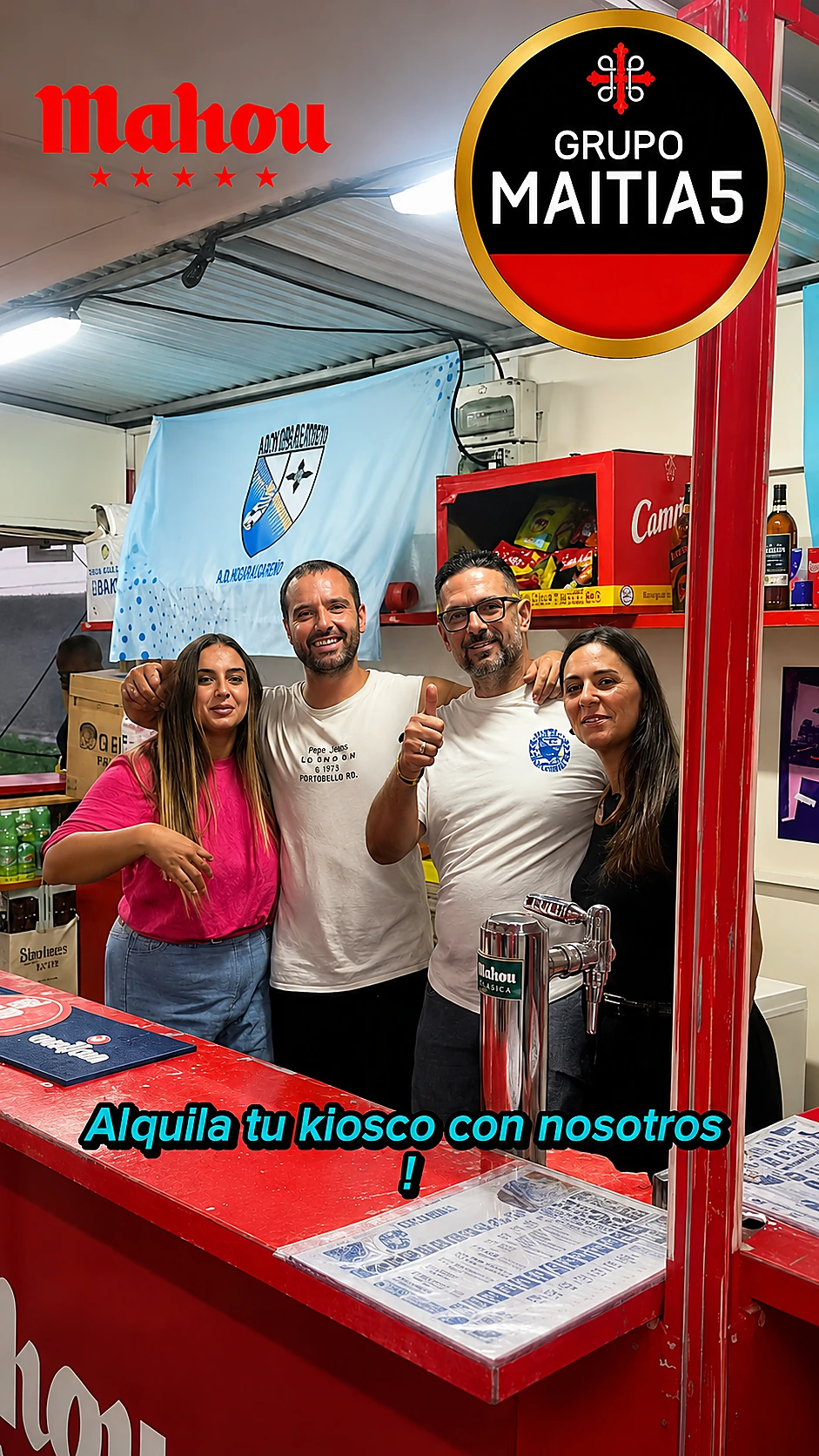Equipo de Grupo Maitía5 en una caseta